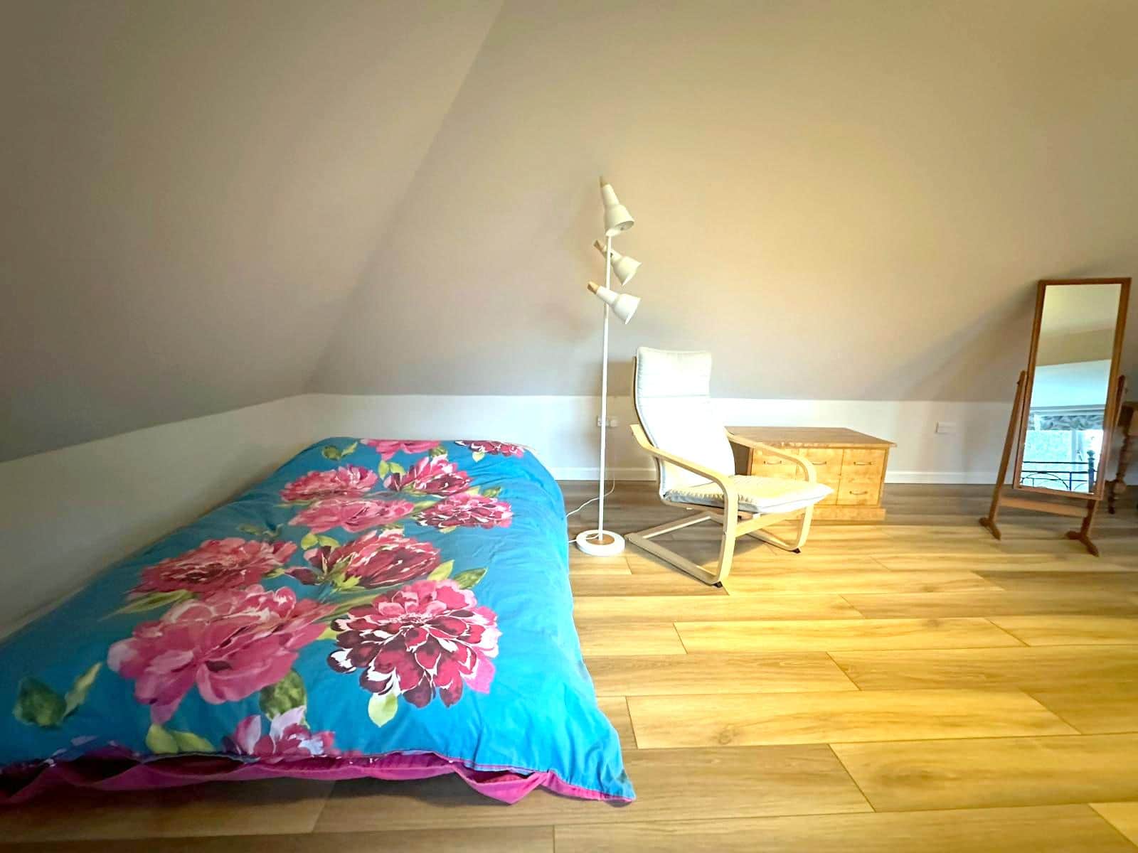 Private accommodation room