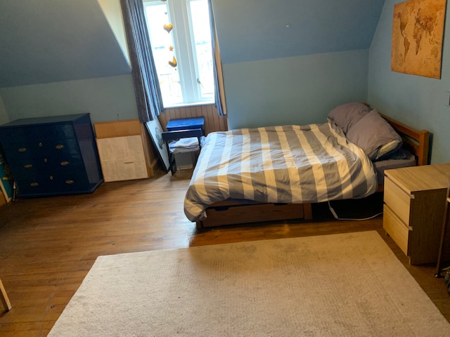 Shared accommodation room